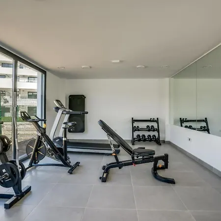 Apartment Aranya - Stylish 2br Apt. With Pool View