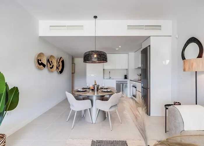 Ultimate - Aranya - Stylish 2br With Pool View Estepona